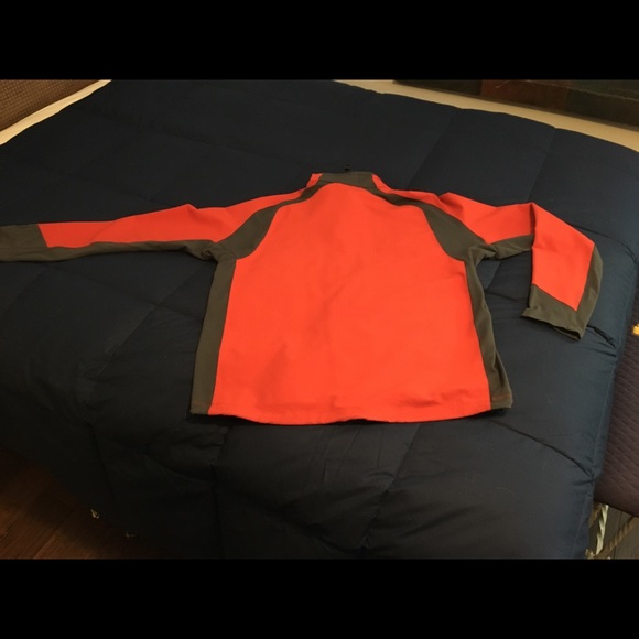 REI shell. Full zip, unlined. Chest zip pocket - Picture 5 of 7
